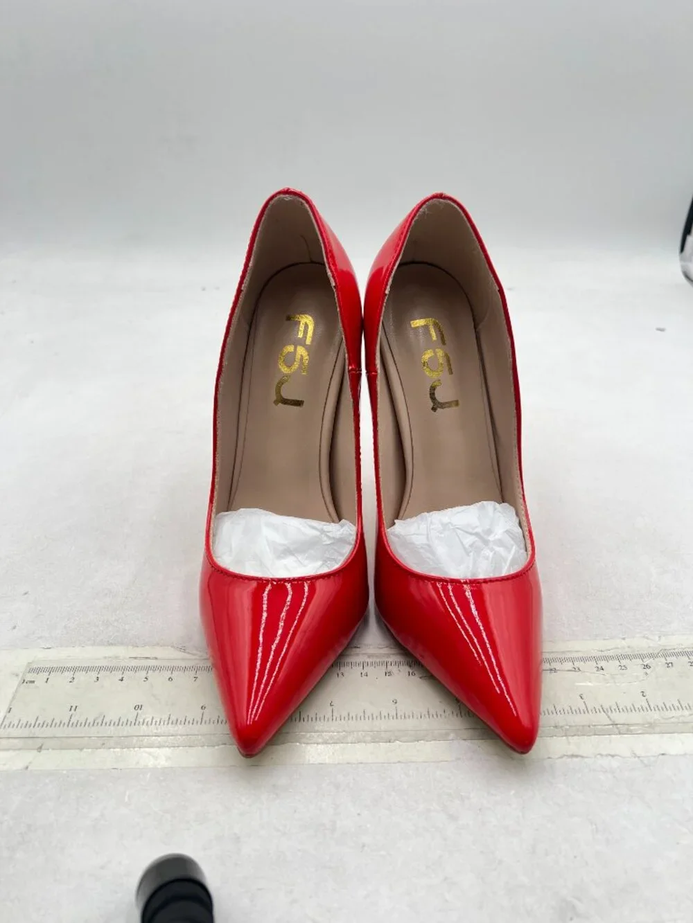FSJ red pointed